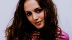 Brunettes woman eliza dushku