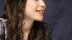 Brunettes woman ellen page