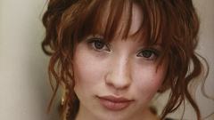 Brunettes woman emily browning