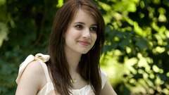 Brunettes woman emma roberts