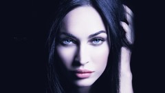 Brunettes woman eyes dark