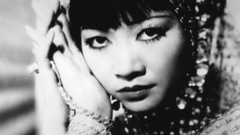 Brunettes woman faces