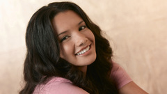 Brunettes woman faces alice