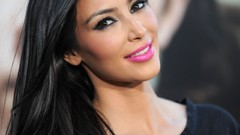 Brunettes woman kim kardashian