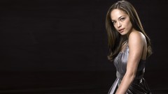 Brunettes woman Kristin Kreuk
