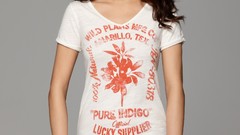 Brunettes woman long hair