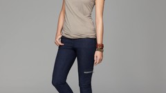 Brunettes woman long hair