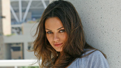 Brunettes woman mila kunis