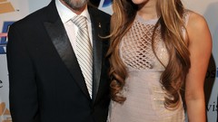 Brunettes woman miley cyrus