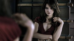 Brunettes woman mirrors mena