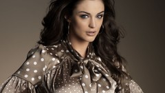 Brunettes woman models lauren