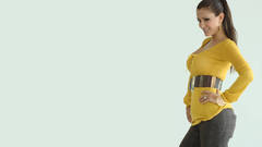 Brunettes woman Ninel Conde