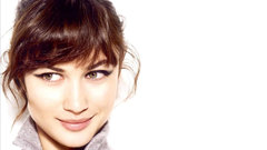 Brunettes woman olga kurylenko