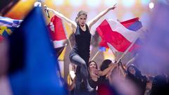 Brunettes woman pantyhose singers