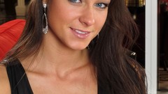 Brunettes woman pornstars InTheCrack