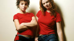 Brunettes woman redheads short