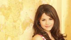 Brunettes woman Selena Gomez