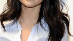 Brunettes woman Selena Gomez