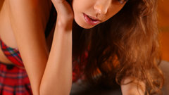 Brunettes woman W4B magazine