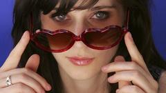 Brunettes woman zooey deschanel