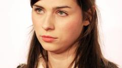 Brunettes Women Nora tschirner