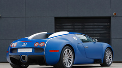 Bugatti Veyron Car