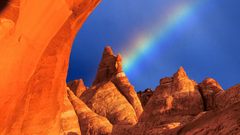 Canyon rainbows rock formations