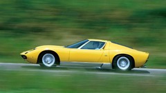 Cars 1971 ride Lamborghini Miura