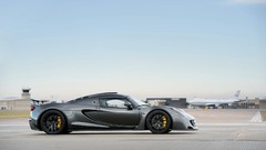 Cars airfield Hennessey Venom GT Hennessey Venom