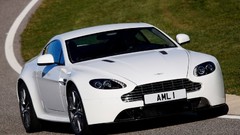 Cars Aston Martin aston martin v8 vantage