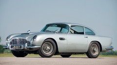 Cars aston martin db5