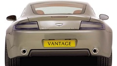 Cars Aston Martin Vantage 2003 concept art