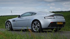 Cars Aston Martin Vantage v12 Aston Martin V12 Vantage