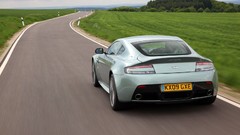 Cars Aston Martin Vantage v12 Aston Martin V12 Vantage