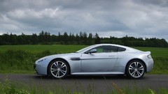 Cars Aston Martin Vantage v12 Aston Martin V12 Vantage
