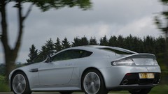 Cars Aston Martin Vantage v12 Aston Martin V12 Vantage