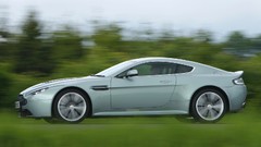 Cars Aston Martin Vantage v12 Aston Martin V12 Vantage