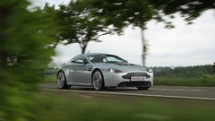 Cars Aston Martin Vantage v12 Aston Martin V12 Vantage