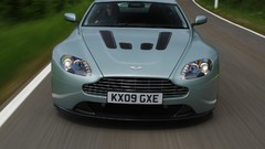 Cars Aston Martin Vantage v12 Aston Martin V12 Vantage