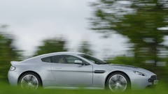 Cars Aston Martin Vantage v12 Aston Martin V12 Vantage