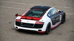 Cars audi r8