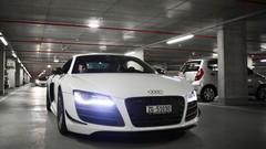 Cars audi r8