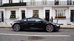 Cars audi r8