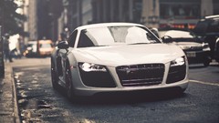 Cars audi r8 streets