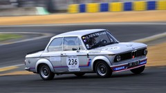 Cars BMW 2002