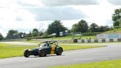 Cars Caterham Caterham R600