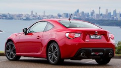 Cars cities red cars Coupé Toyota 86 GTS