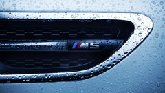 Cars close-up water drops bmw m5
