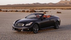Cars convertible Infiniti