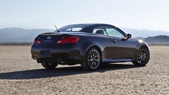 Cars convertible Infiniti